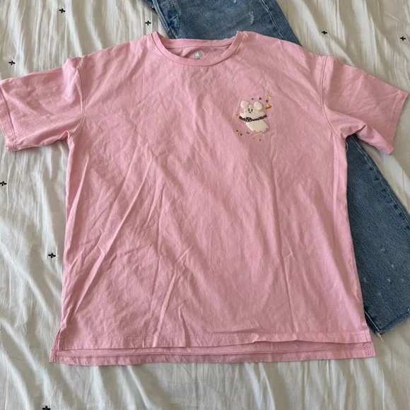 Disney Pink Cotton Tee Size Medium Halloween - Picture 3 of 4